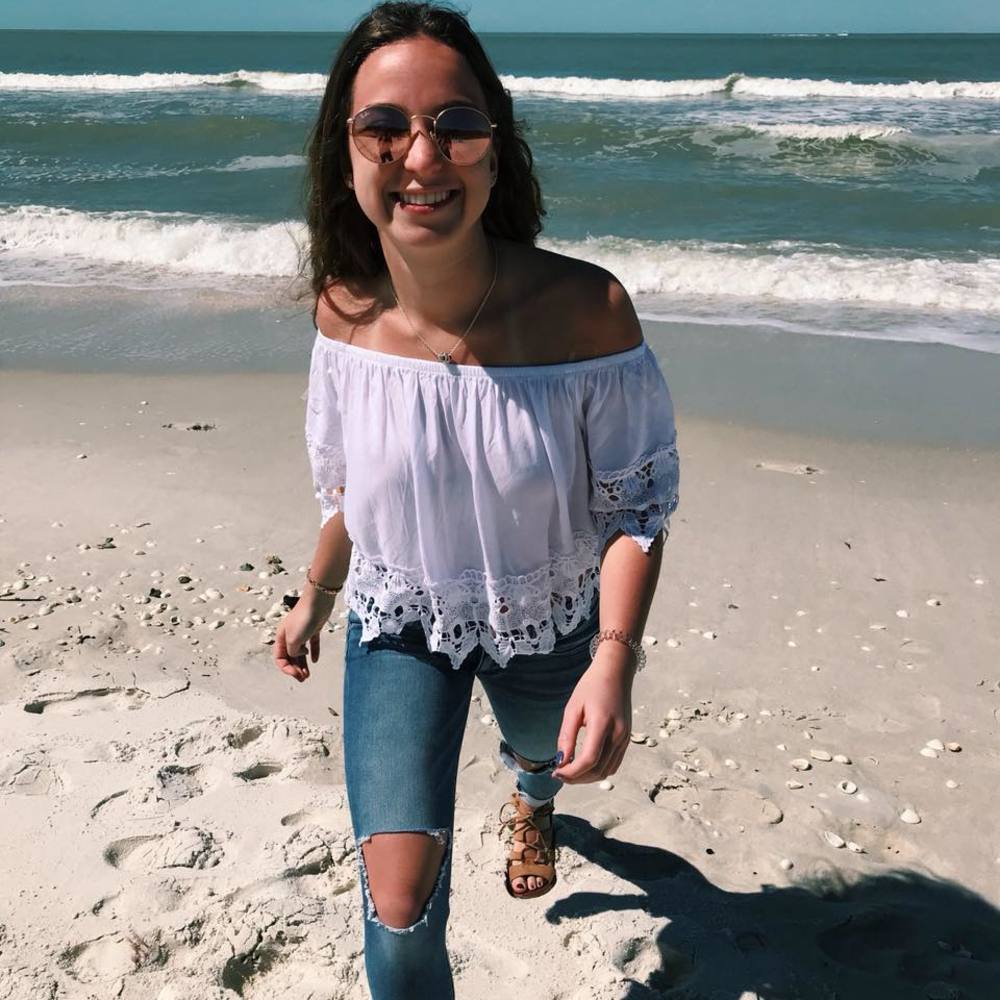 Meet your Posher, Nicole